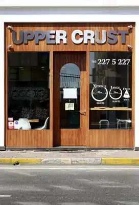 The Upper Crust Pizzeria'nin yemek ve ambiyans fotoğrafları 6