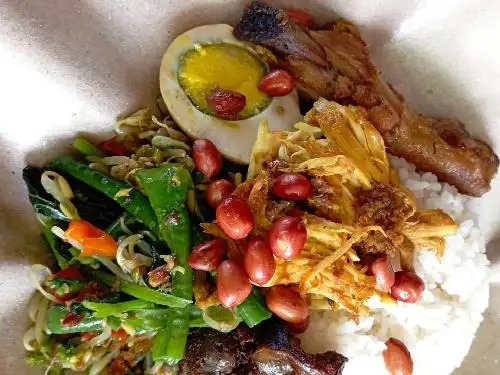 WARUNG BU AGUS, jual Nasi Ayam Campur Bumbu Bali