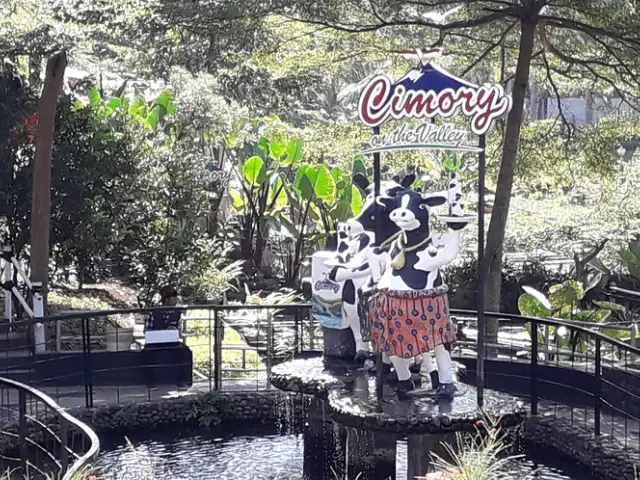 Gambar Makanan Cimory on the Valley 12