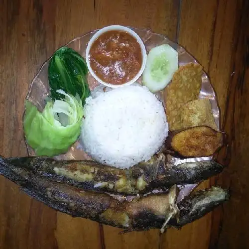 Gambar Makanan Nasi Tempong Awen, Denpasar 8