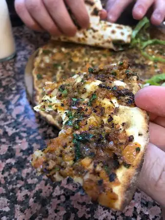 Bereket Kebap Ve Lahmacun Salonu'nin yemek ve ambiyans fotoğrafları 1