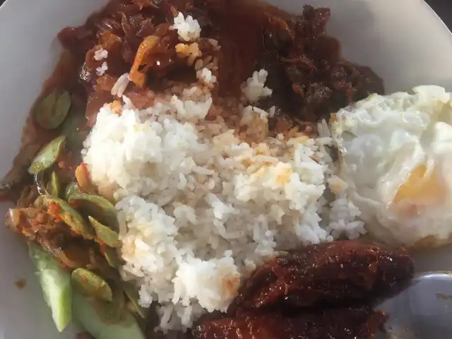 Nasi Lemak Jabatan Kimia Food Photo 13