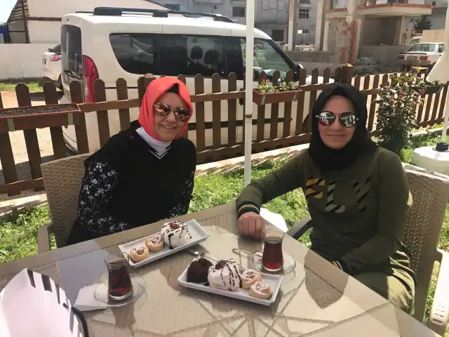 Cafe Ladin'nin yemek ve ambiyans fotoğrafları 16