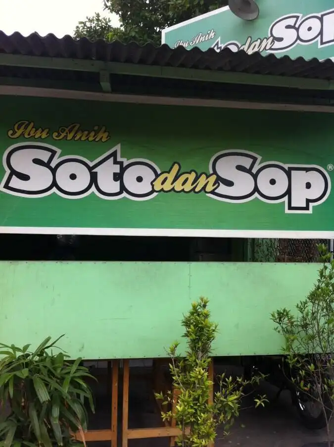 Soto & Sop Ibu Anik