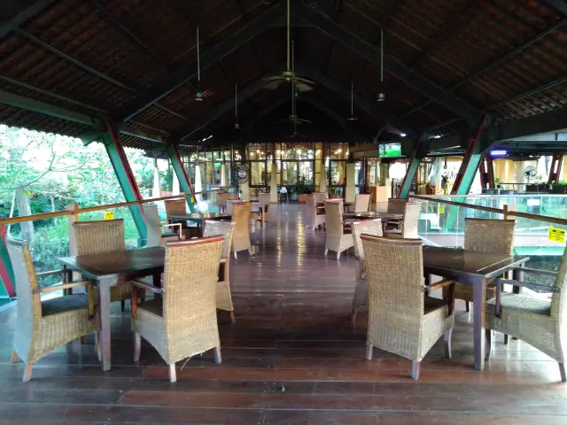 Gambar Makanan Terrace Tondano Restaurant - Klub Golf Bogor Raya 6