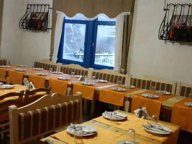 Maris Cafe Restaurant'nin yemek ve ambiyans fotoğrafları 6