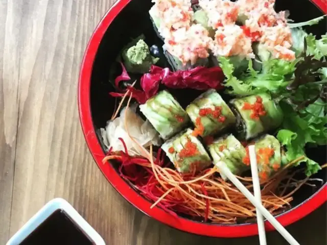 Naomi Sushi Bar'nin yemek ve ambiyans fotoğrafları 5