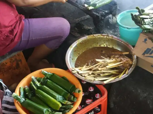 Gambar Makanan Sate Penyu Lapangan Trisakti 4