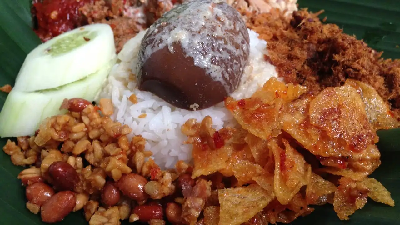 Nasi Gudeg & Liwet Cah Solo