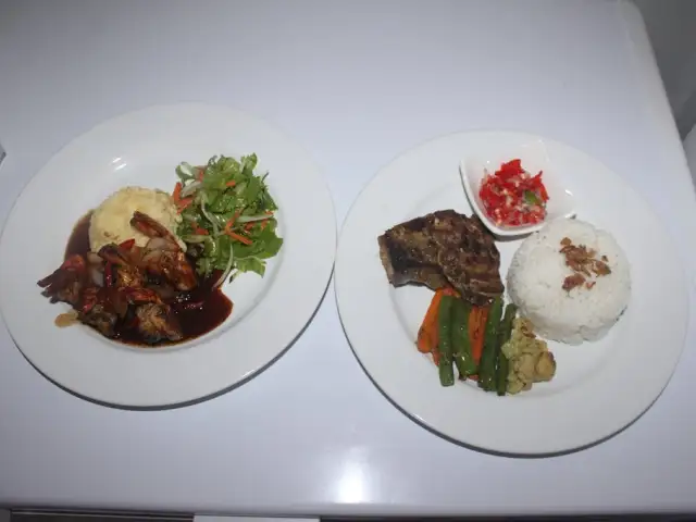 Gambar Makanan Bali Bistro 14