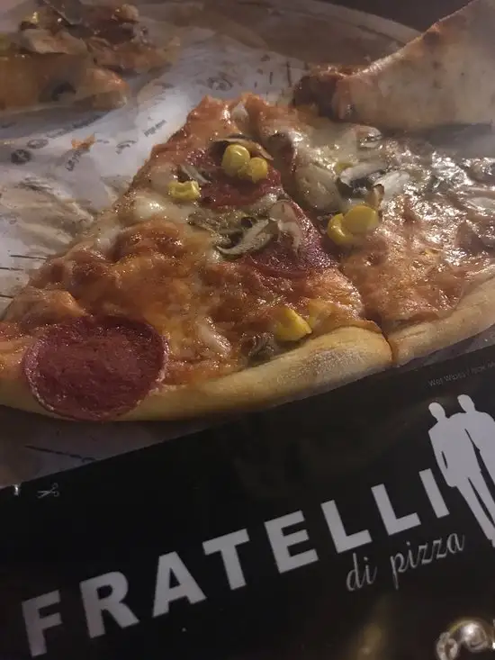 Fratelli Di Pizza'nin yemek ve ambiyans fotoğrafları 12