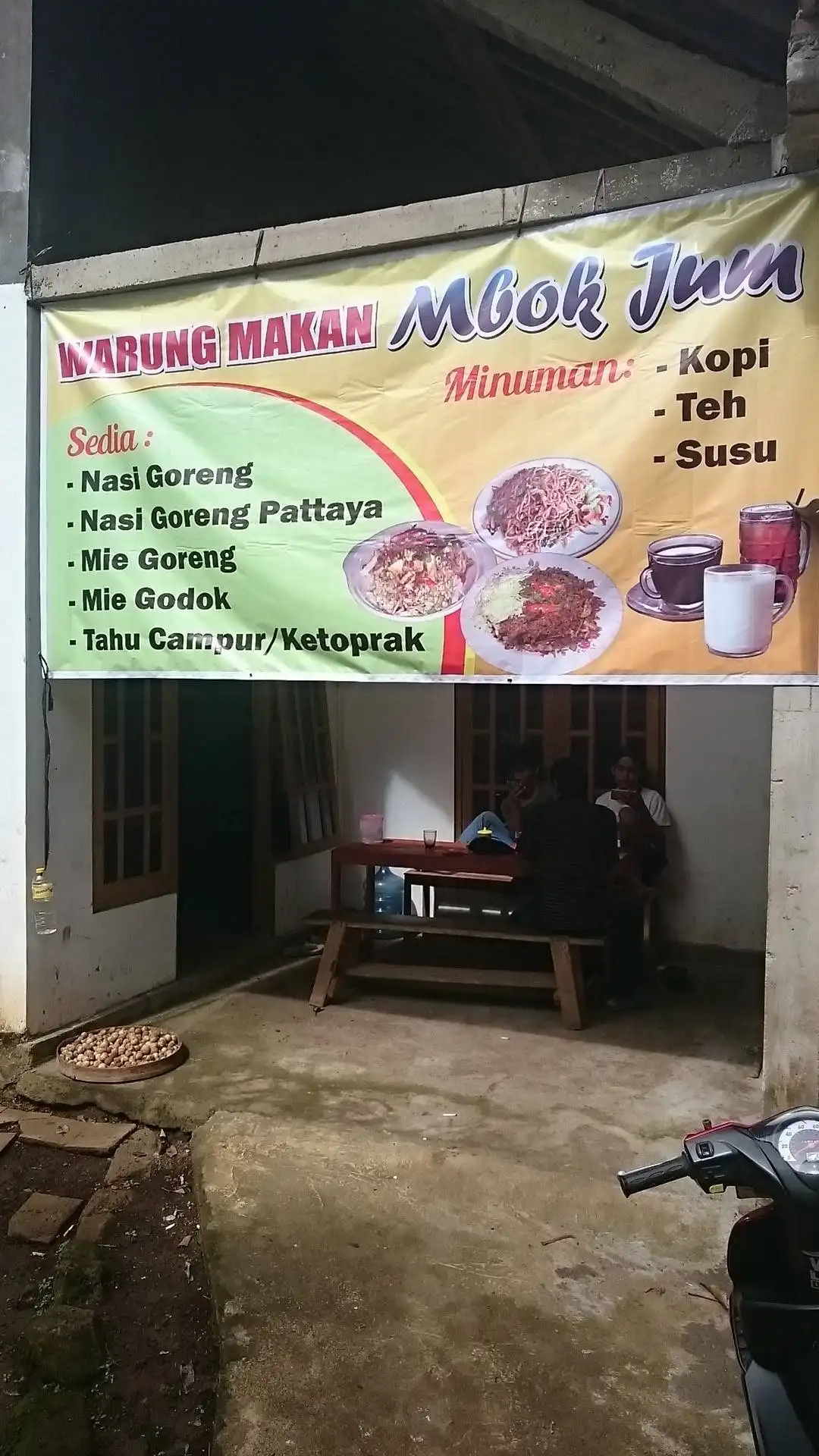 warung makan "Mbok Jum"