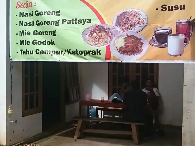 warung makan "Mbok Jum"