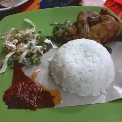 Ayam Ungkep Jogja