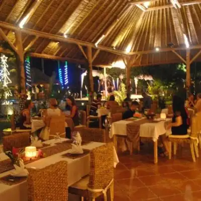 Palm Restaurant & Bar