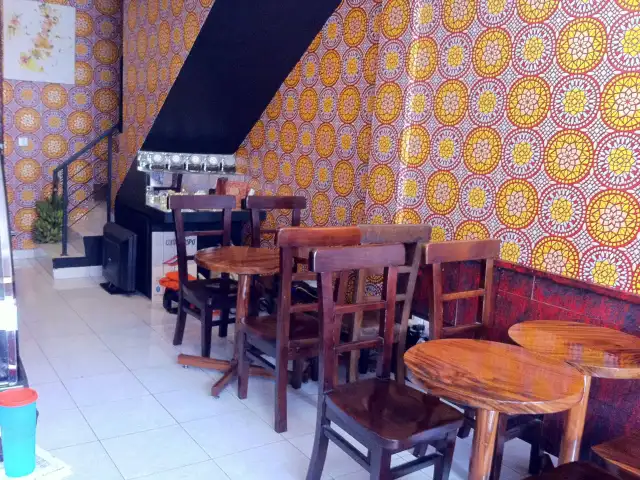 Gambar Makanan ​Eponine Coffee Shop 2