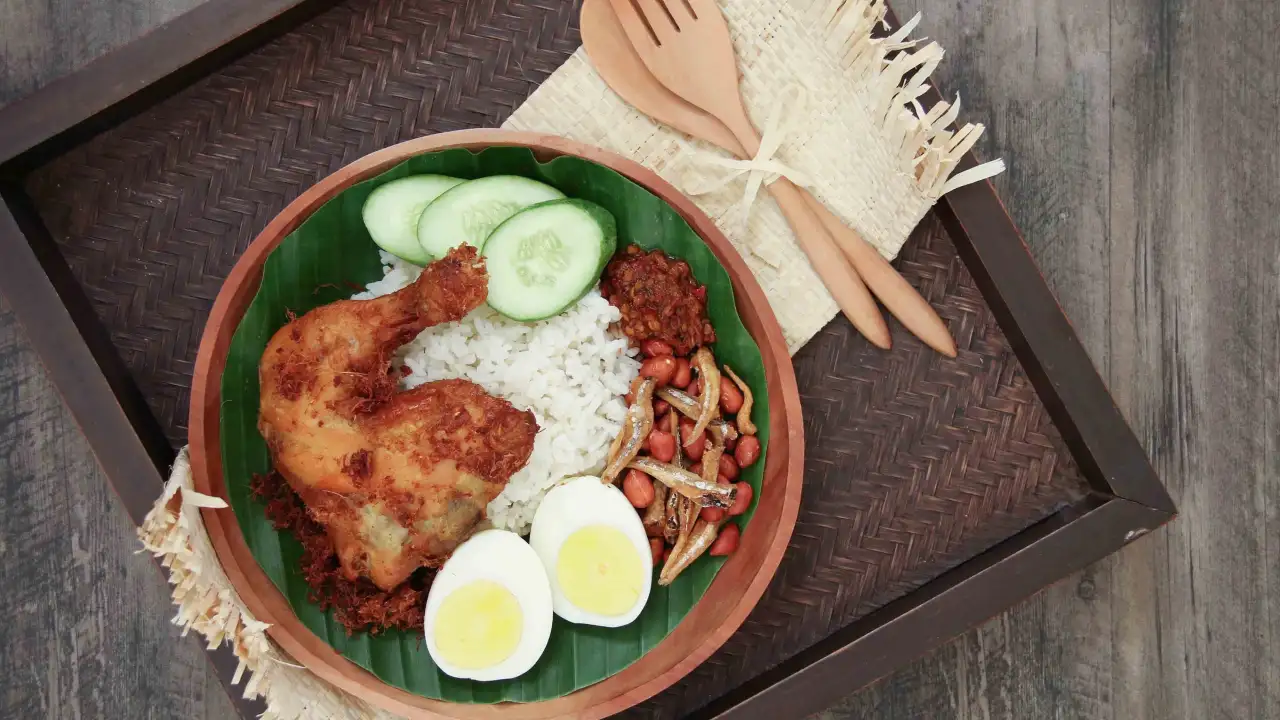 Nasi Lemak Wira Hitam