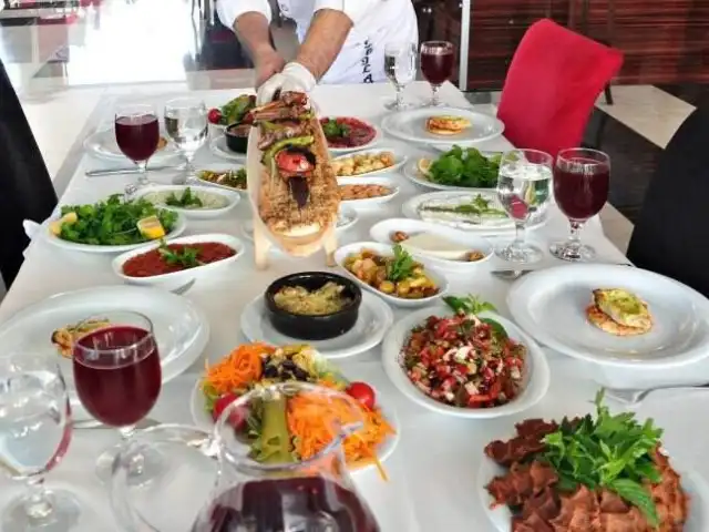 Hasan Kolcuoğlu'nin yemek ve ambiyans fotoğrafları 11