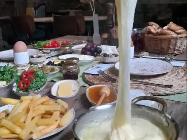 Zeytin Ağacı Cafe & Restaurant'nin yemek ve ambiyans fotoğrafları 33