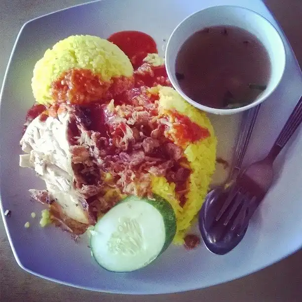 Nasi Ayam Periuk Besar Food Photo 16