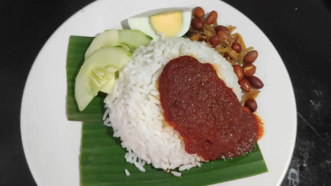 NASI LEMAK KUKUS KENIT (NLKK)