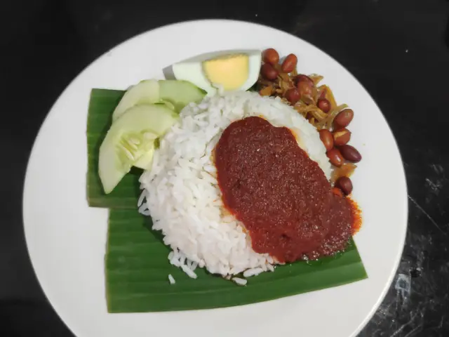 NASI LEMAK KUKUS KENIT (NLKK)