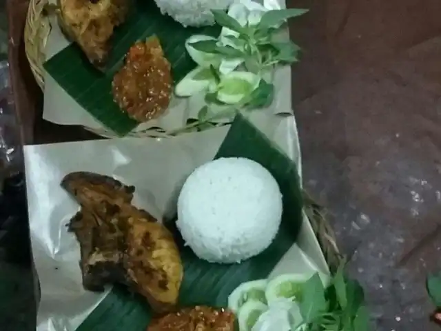 Gambar Makanan Pondok Penyet Mbak U'un 4