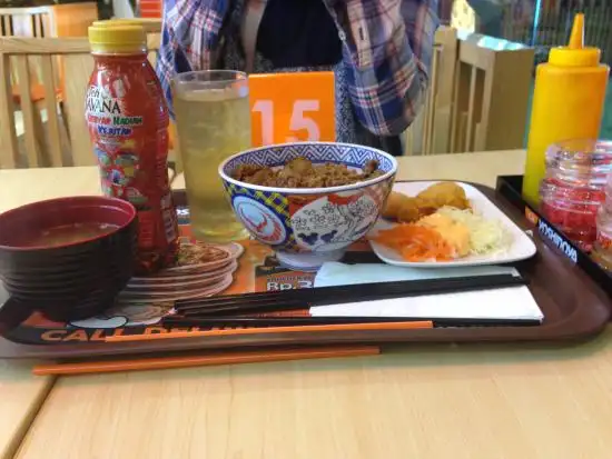 Gambar Makanan Yoshinoya Gandaria City 9