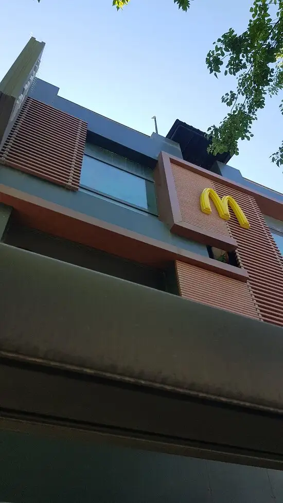 McDonald's'nin yemek ve ambiyans fotoğrafları 74
