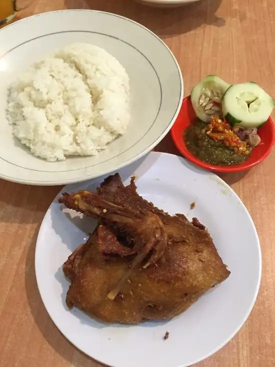 Gambar Makanan Warung Bebek Goreng H. Slamet 17