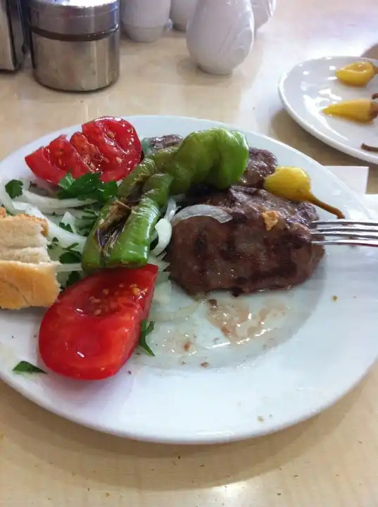 Coşkun Köfte'nin yemek ve ambiyans fotoğrafları 2