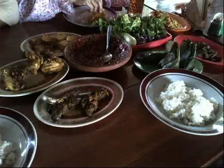 Gambar Makanan RM Ibu Haji Cijantung 11