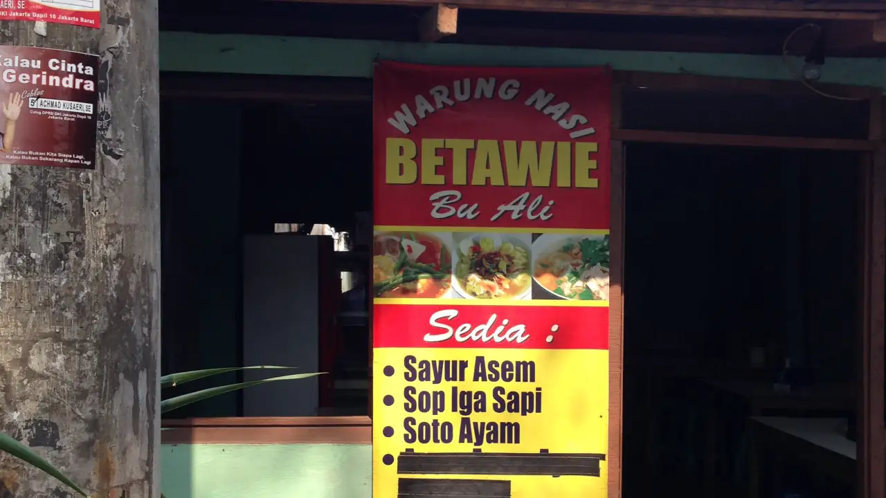 Warung Maju Betawi Bu Ali