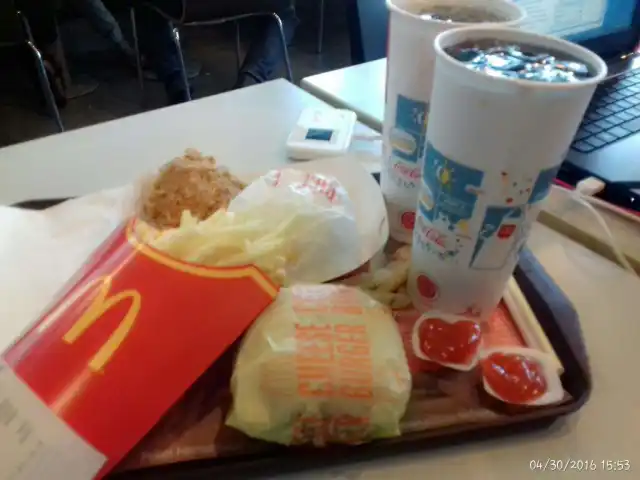 Gambar Makanan McDonald's 17