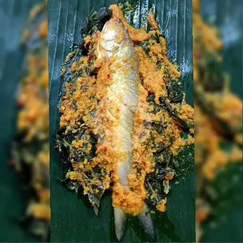 Gambar Makanan Ayam Penyet & Ikan Pepes Mama Cantik, Cemara Asri 5