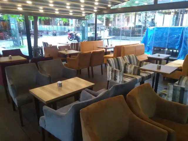 Tarihi At Pazarı Nargile Cafe'nin yemek ve ambiyans fotoğrafları 5