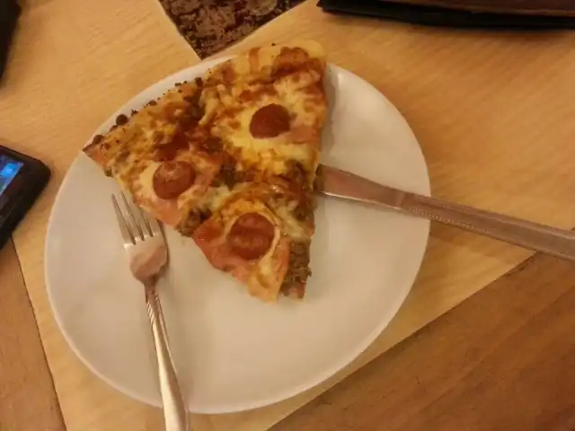 Pezzo Food Photo 4