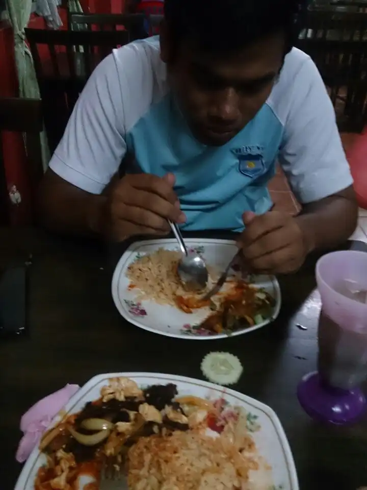 Kedai Sri Mee Seafood Tomyam