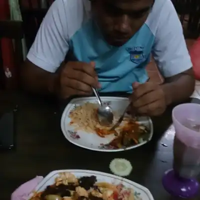 Kedai Sri Mee Seafood Tomyam