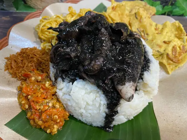 Gambar Makanan Nasi Cumi Hitam Madura Pak Kris 5