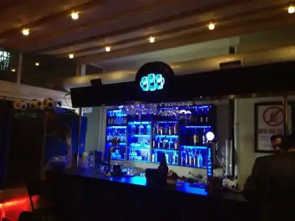 Efes Garden Pub