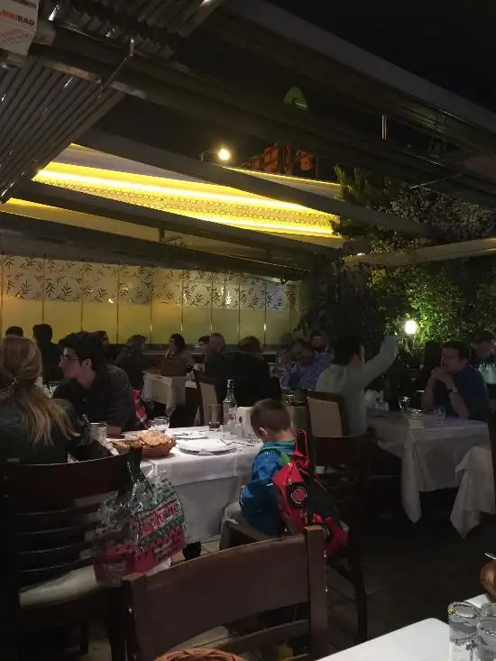 Adana Dostlar Kebapçısı'nin yemek ve ambiyans fotoğrafları 6
