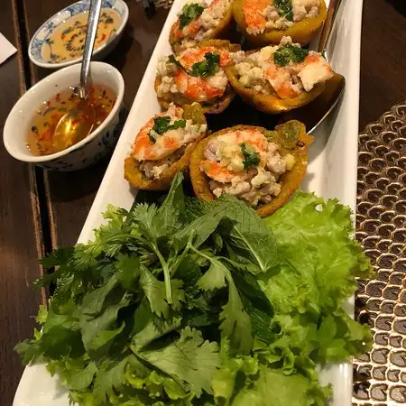 Gambar Makanan Yeu Saigon Cafe 11