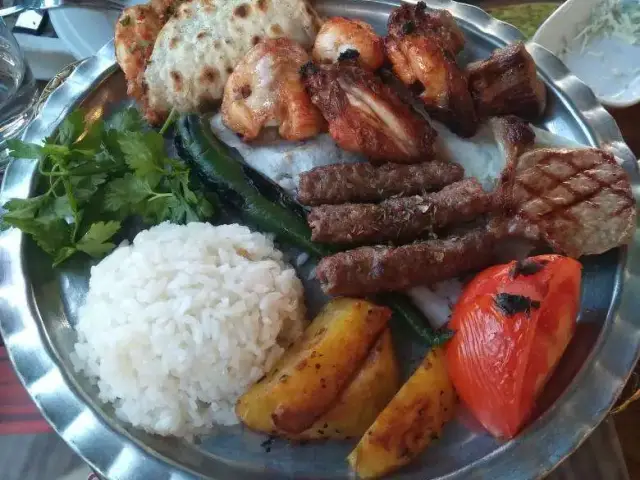 Nedim Usta Cağ Kebabı Şiş Kebap Baklava'nin yemek ve ambiyans fotoğrafları 47