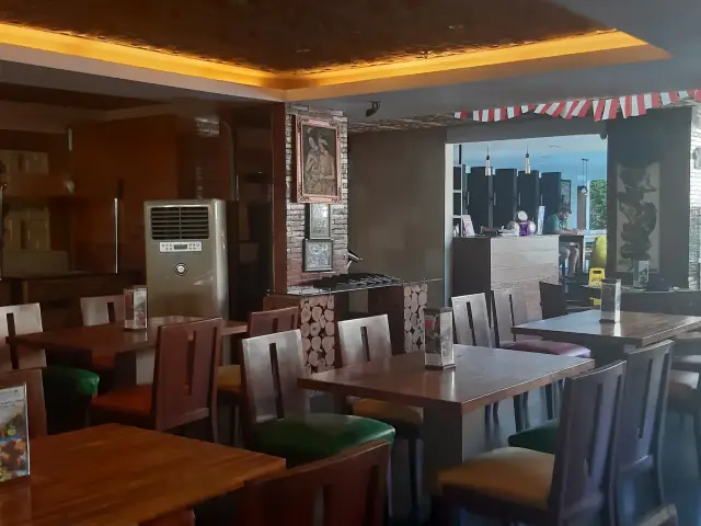 Gambar Makanan ManiManika Restaurant - Horison Seminyak Hotel 8