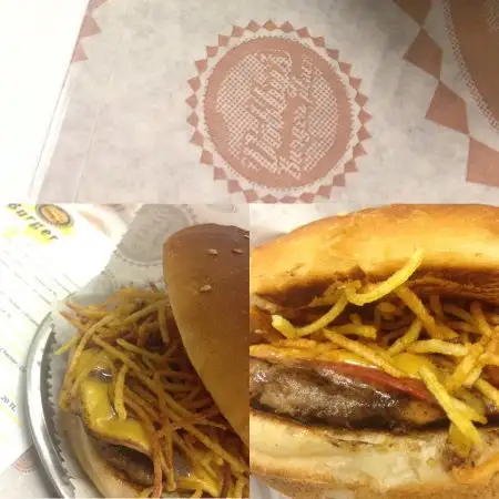 Dobby's Burger Place'nin yemek ve ambiyans fotoğrafları 32