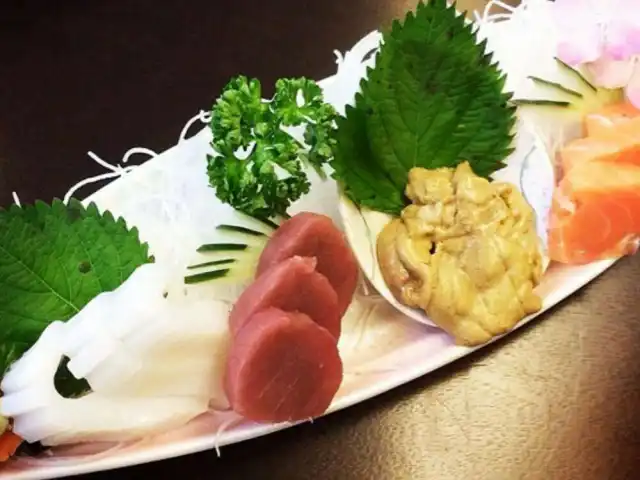Izakaya Sushi Food Photo 3