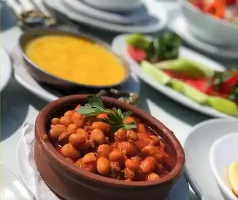 Elaşina Restaurant & Bafra Karafırın'nin yemek ve ambiyans fotoğrafları 2