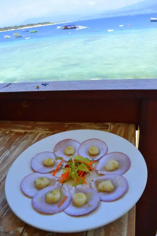 Gambar Makanan Beach House Restaurant 5