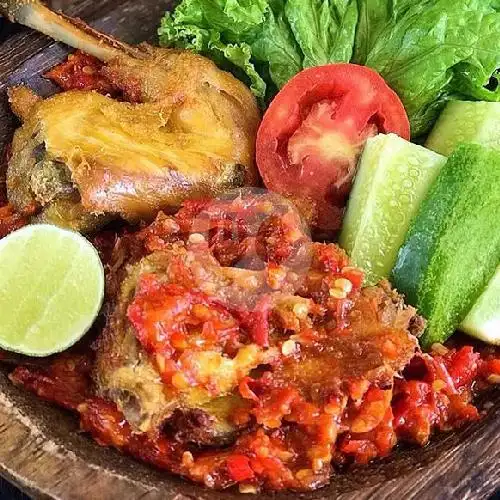 Gambar Makanan Lalapan Ayam Kalasan Geisya, Bali Cliff 15